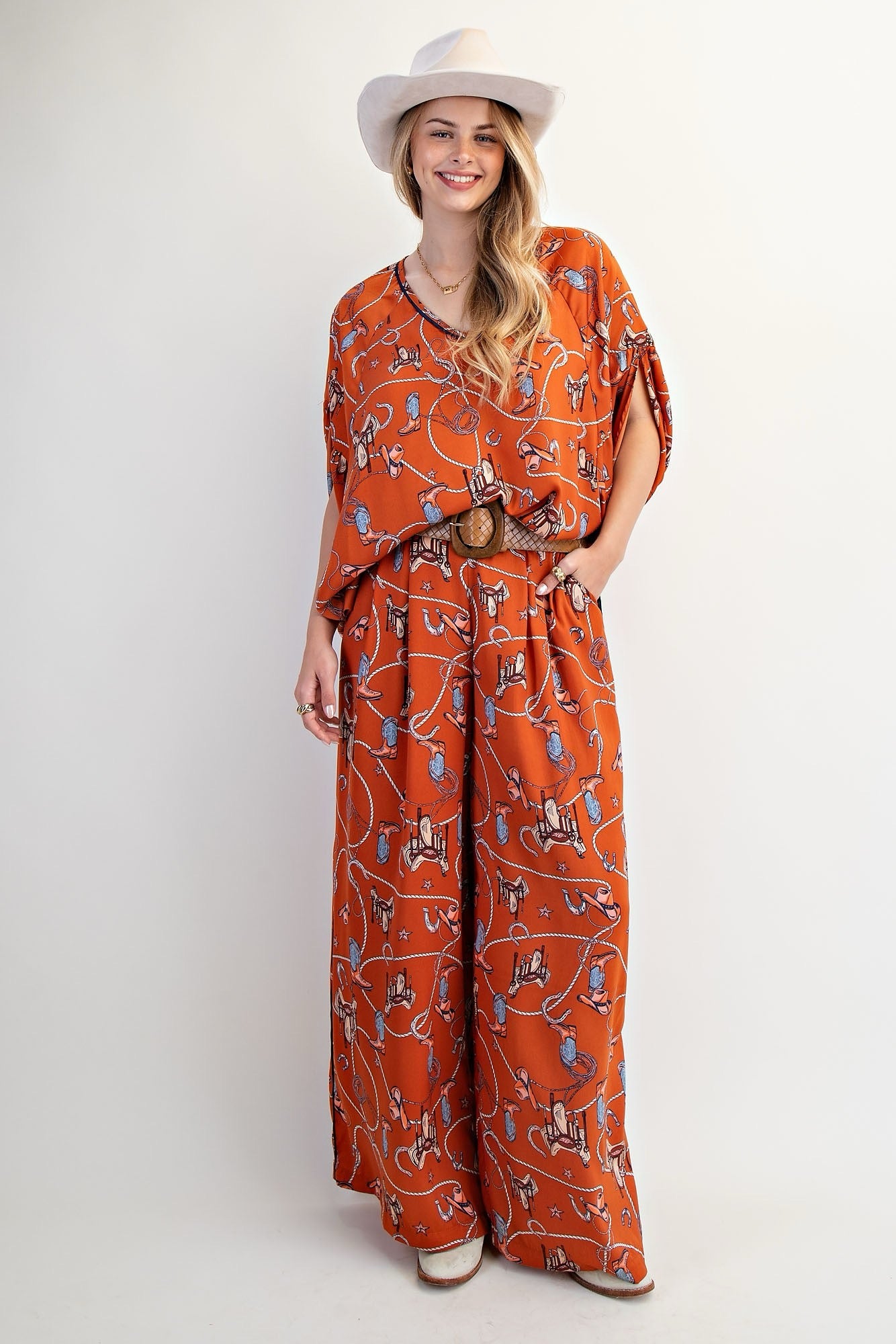 WESTERN PRINTED MIRABELLE SATIN PANTS