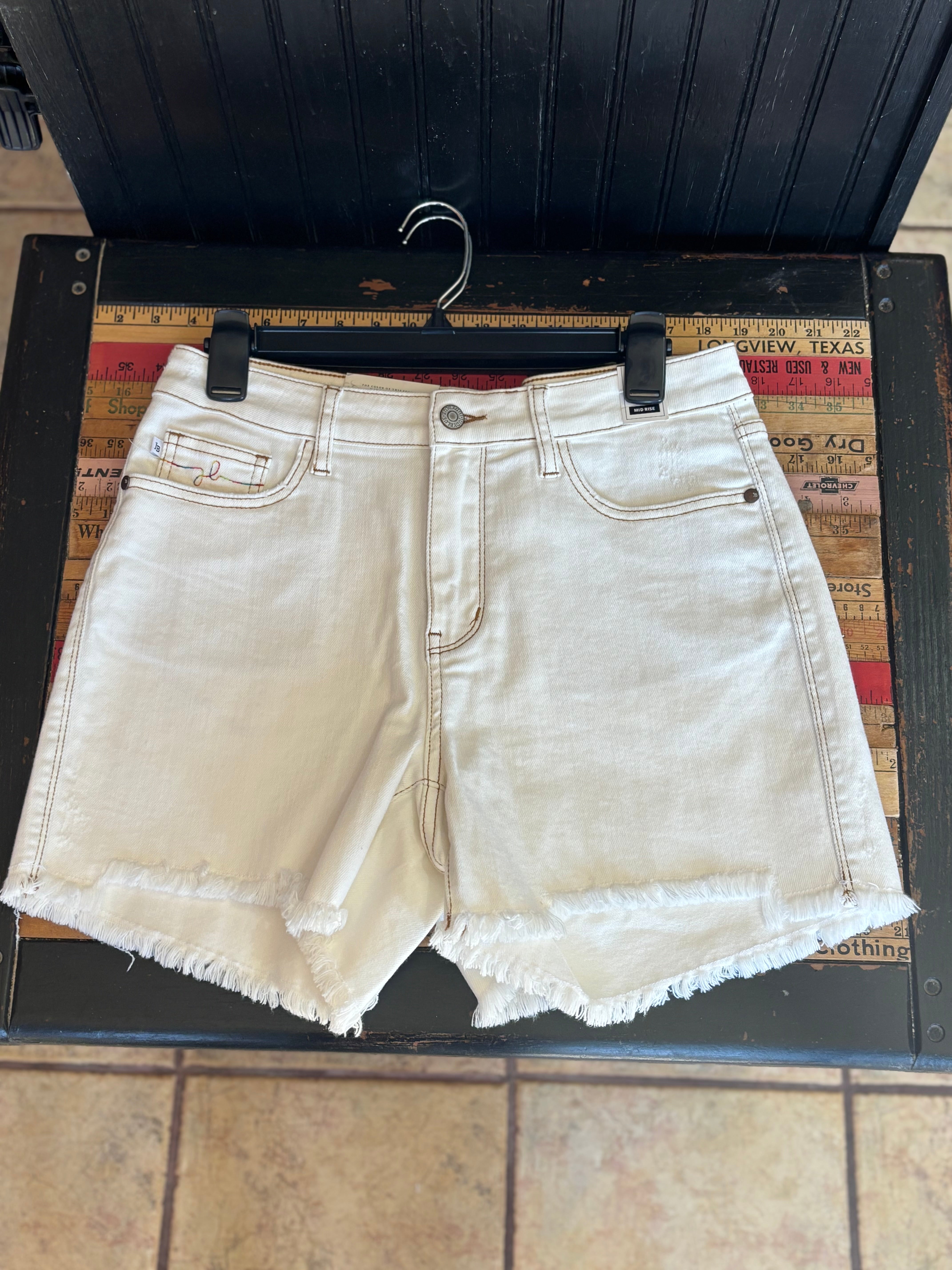 Judy Blue Mid-Rise White Shorts