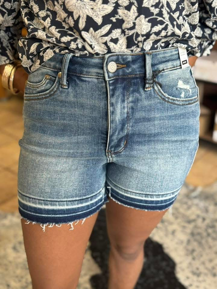 Judy Blue Mid Rise Short