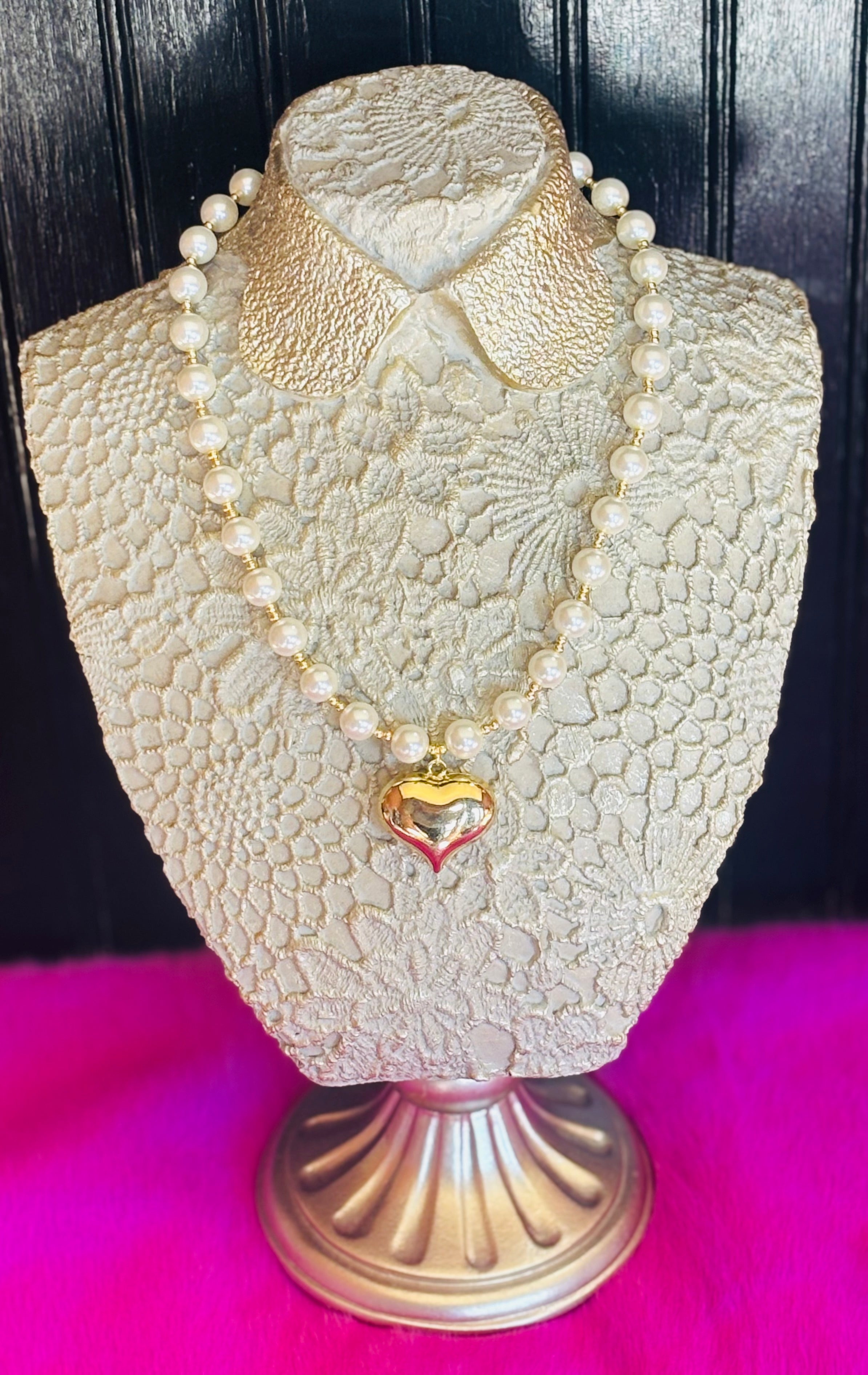 Treasure Jewels Chunky Puffy Heart Necklace