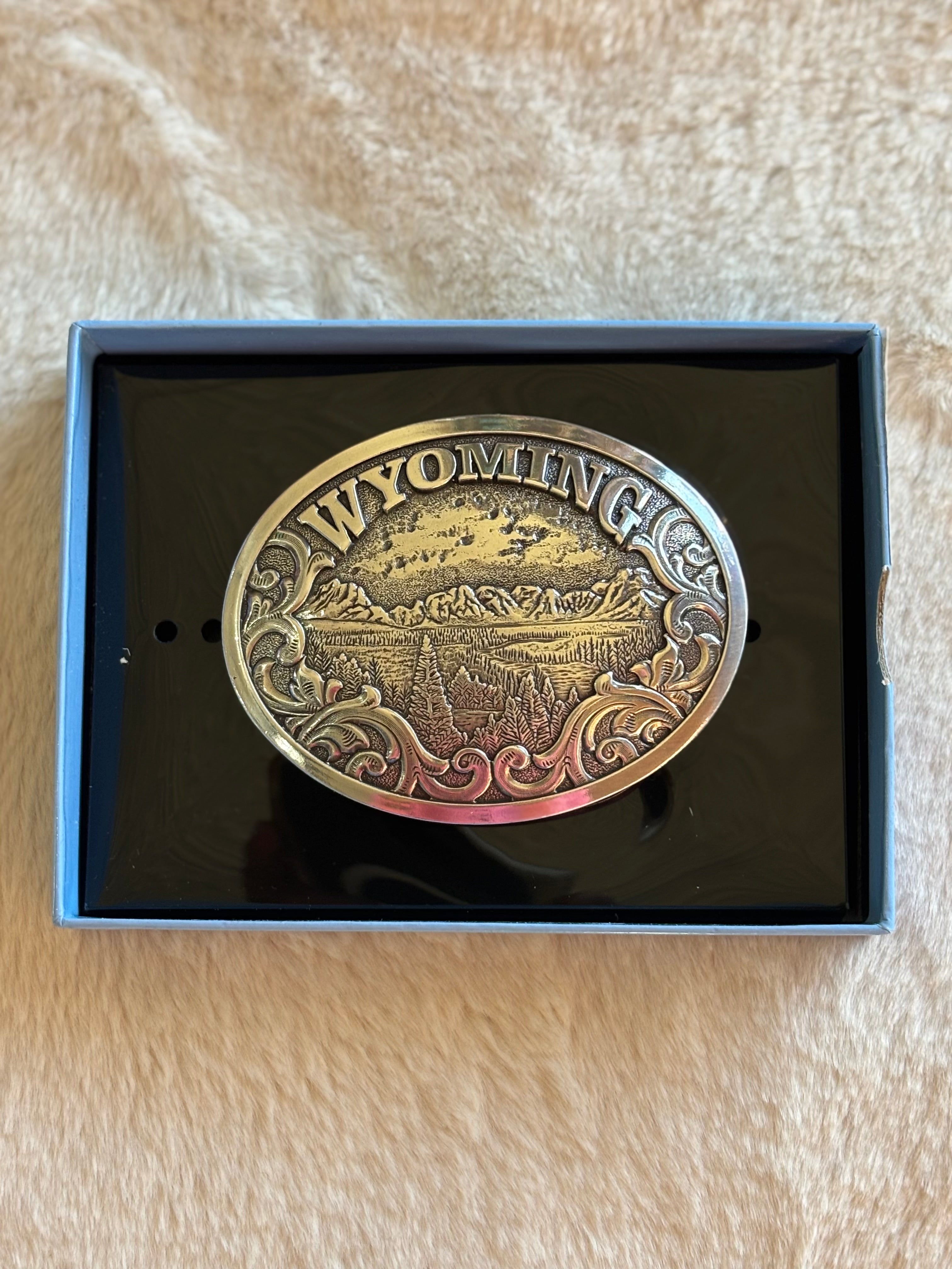 Nocona Mens Oval Wyoming Belt Buckle