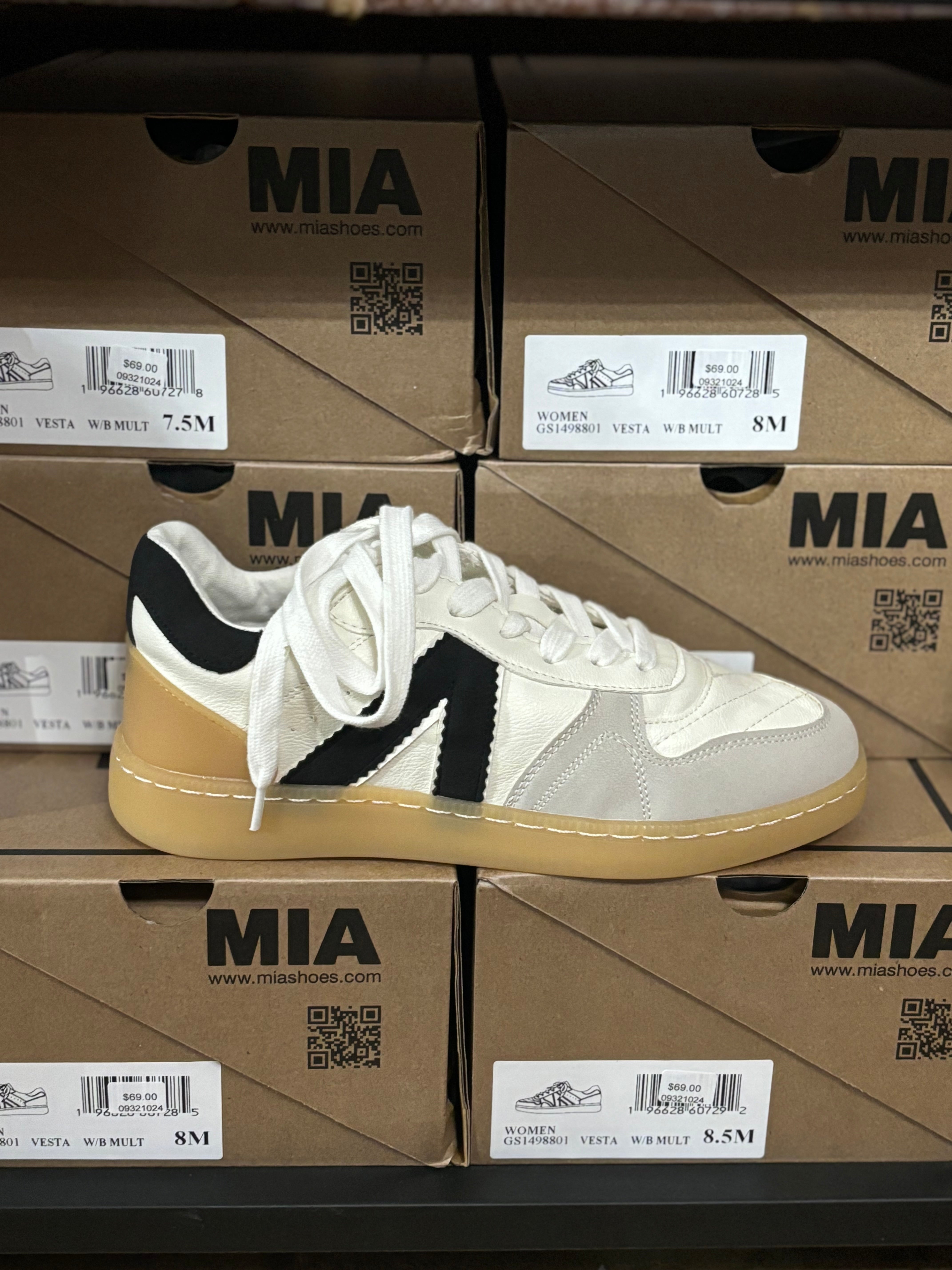 MIA Vesta Sneaker