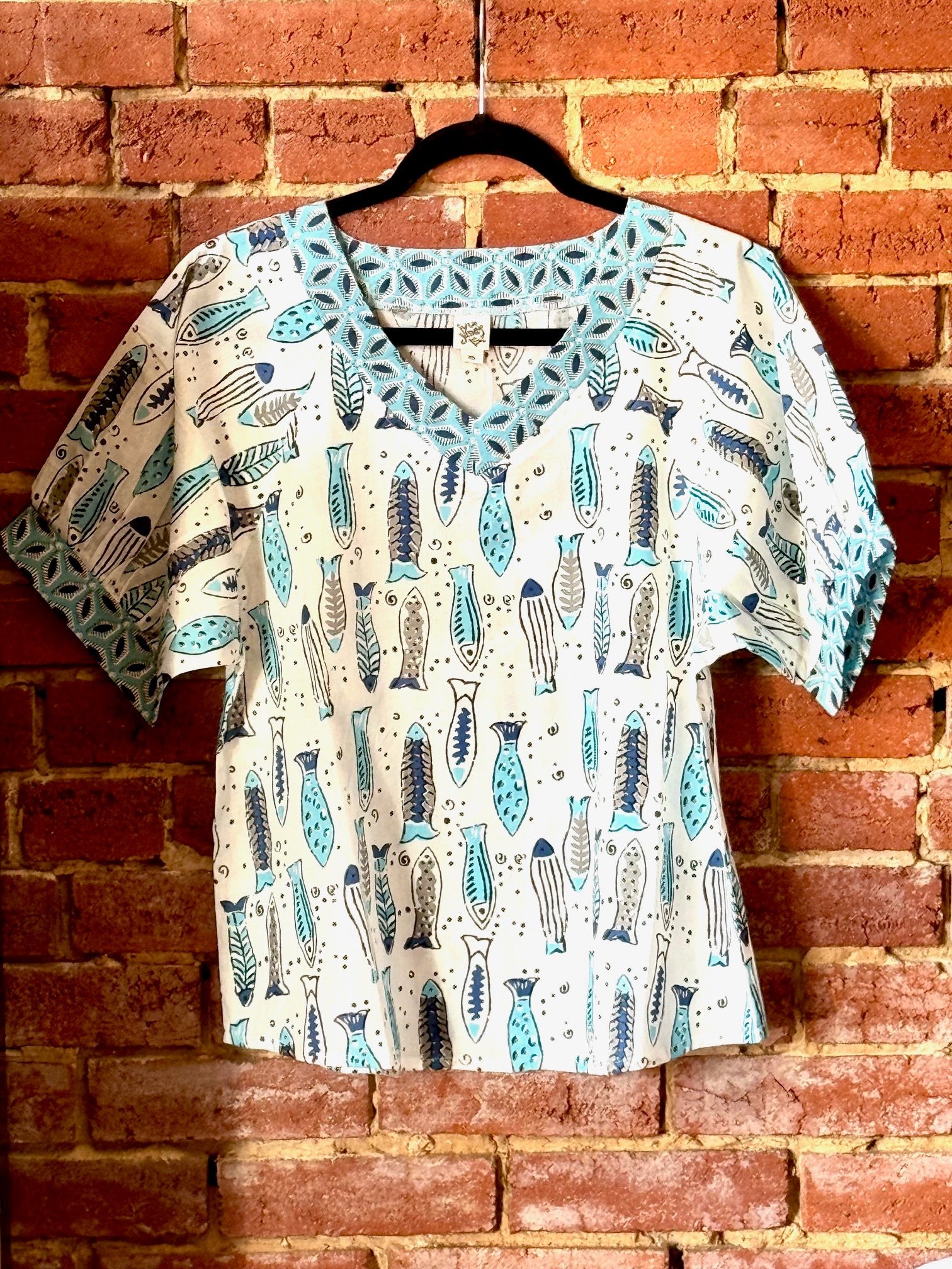 Ivy Jane Blue Fish Top