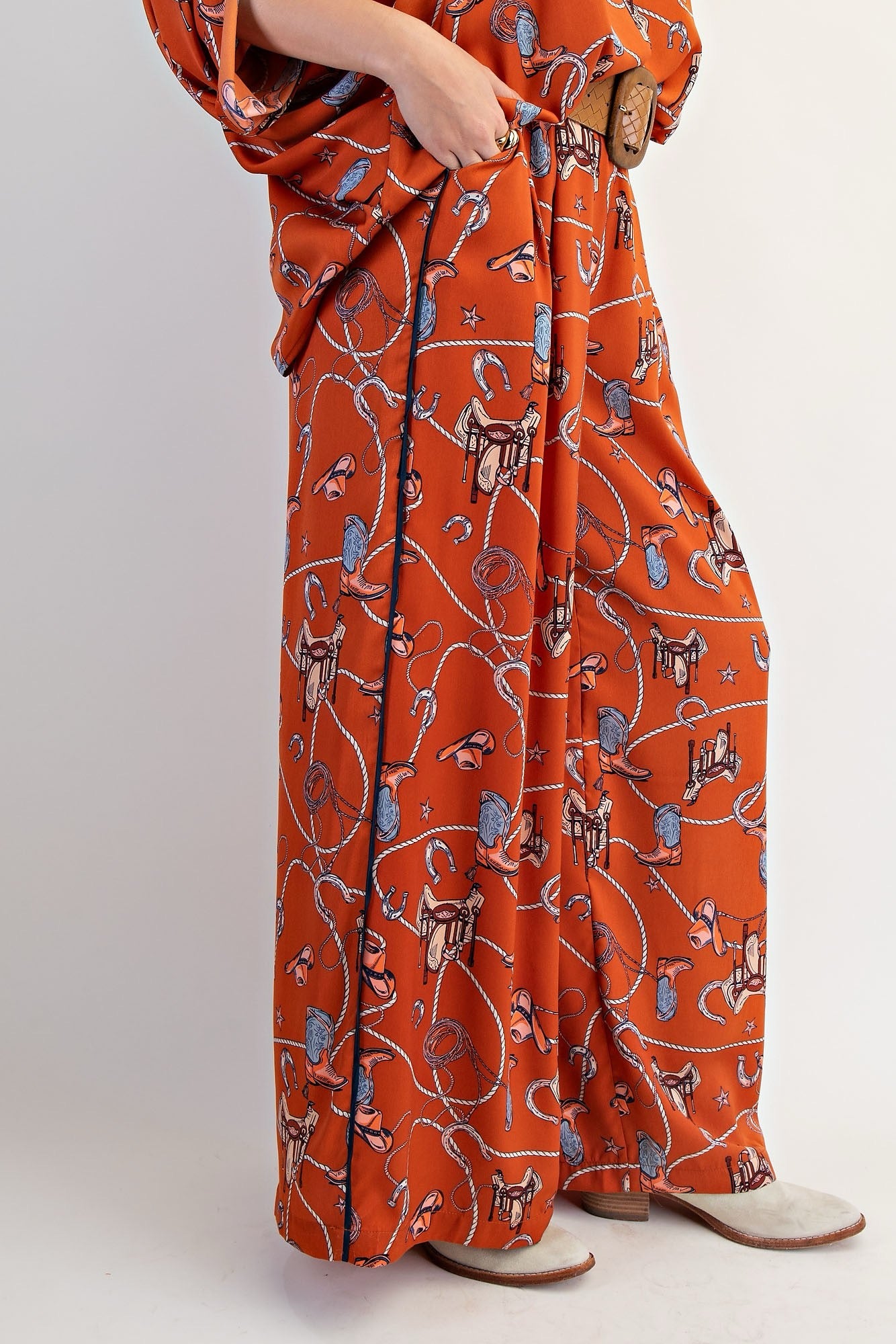 WESTERN PRINTED MIRABELLE SATIN PANTS