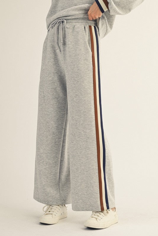Colorblock Trim Accent Sweatpants