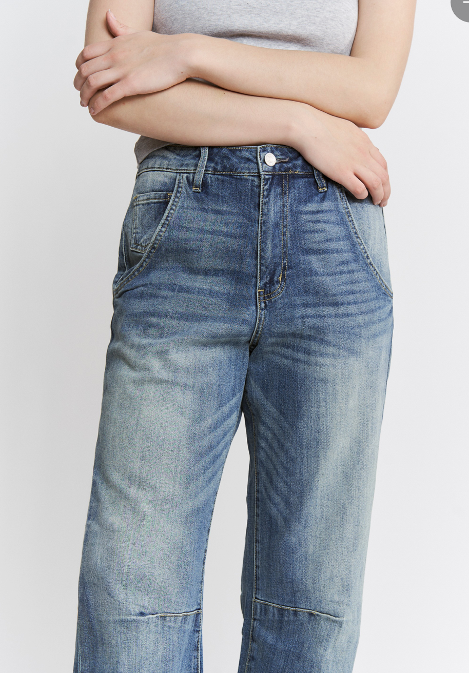Super High Ankle Barrel-leg Jeans